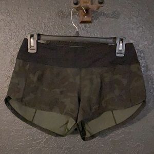 2 pairs of Lululemon speed up shorts size 4
